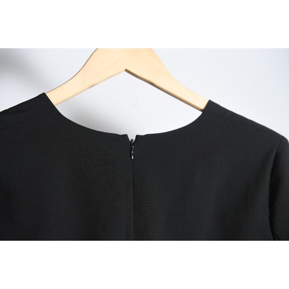 Theory Classic Black Dress 3/4 Sleeve Size 6 V-Neck Lined- Read Description - Picture 7 of 12